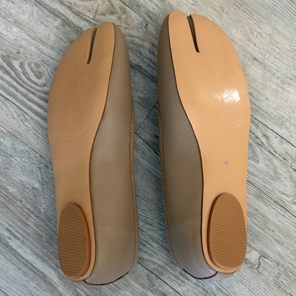 Maison Margiela inspired Split-Toe Tabi Flats in Nude - Picture 2 of 4